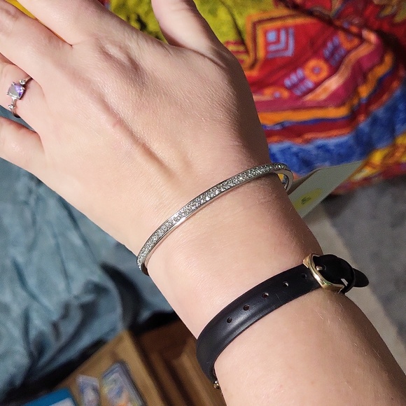Calvin Klein NWT Swarovski Bangle - Picture 5 of 5